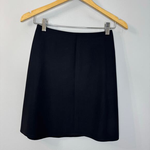 Louis Vuitton Uniformes Black A-line Mini Skirt Classic Sz 2 READ - Picture 1 of 9